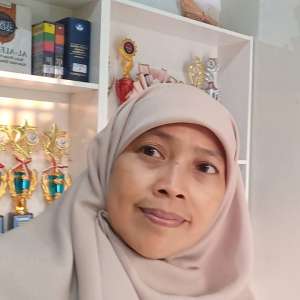 Erna Sulistyawati, S.T., Gr